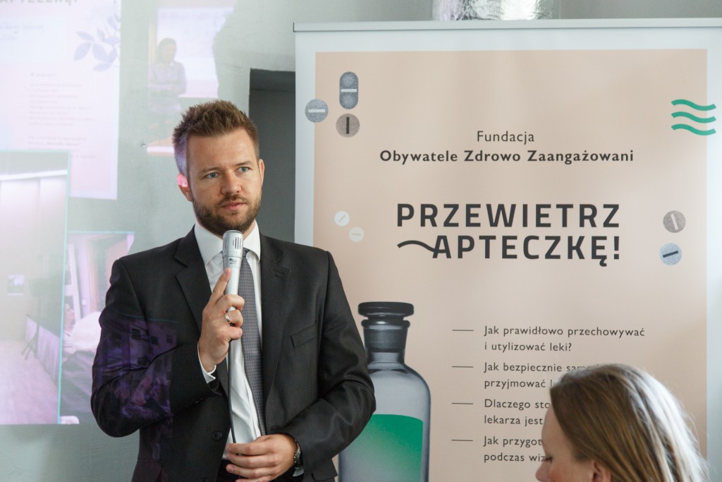 dr n. med. Dominik Olejniczak - Członek Zarządu Fundacji